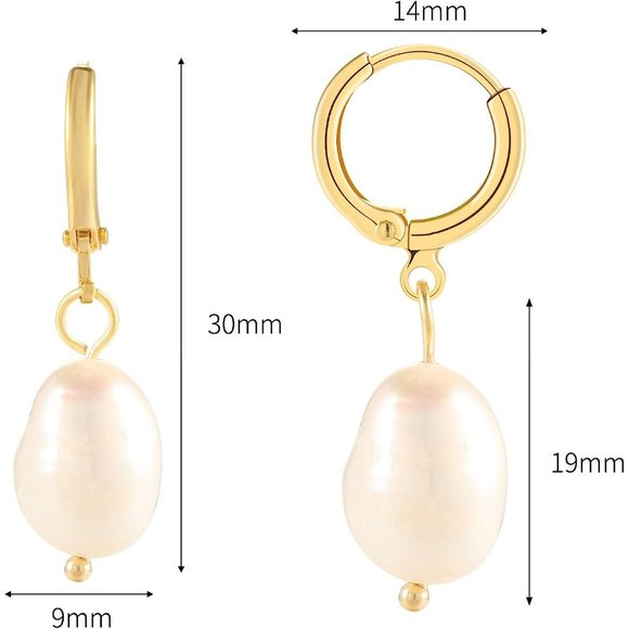 Gold Pearls Earrings - Picture 3 of 3